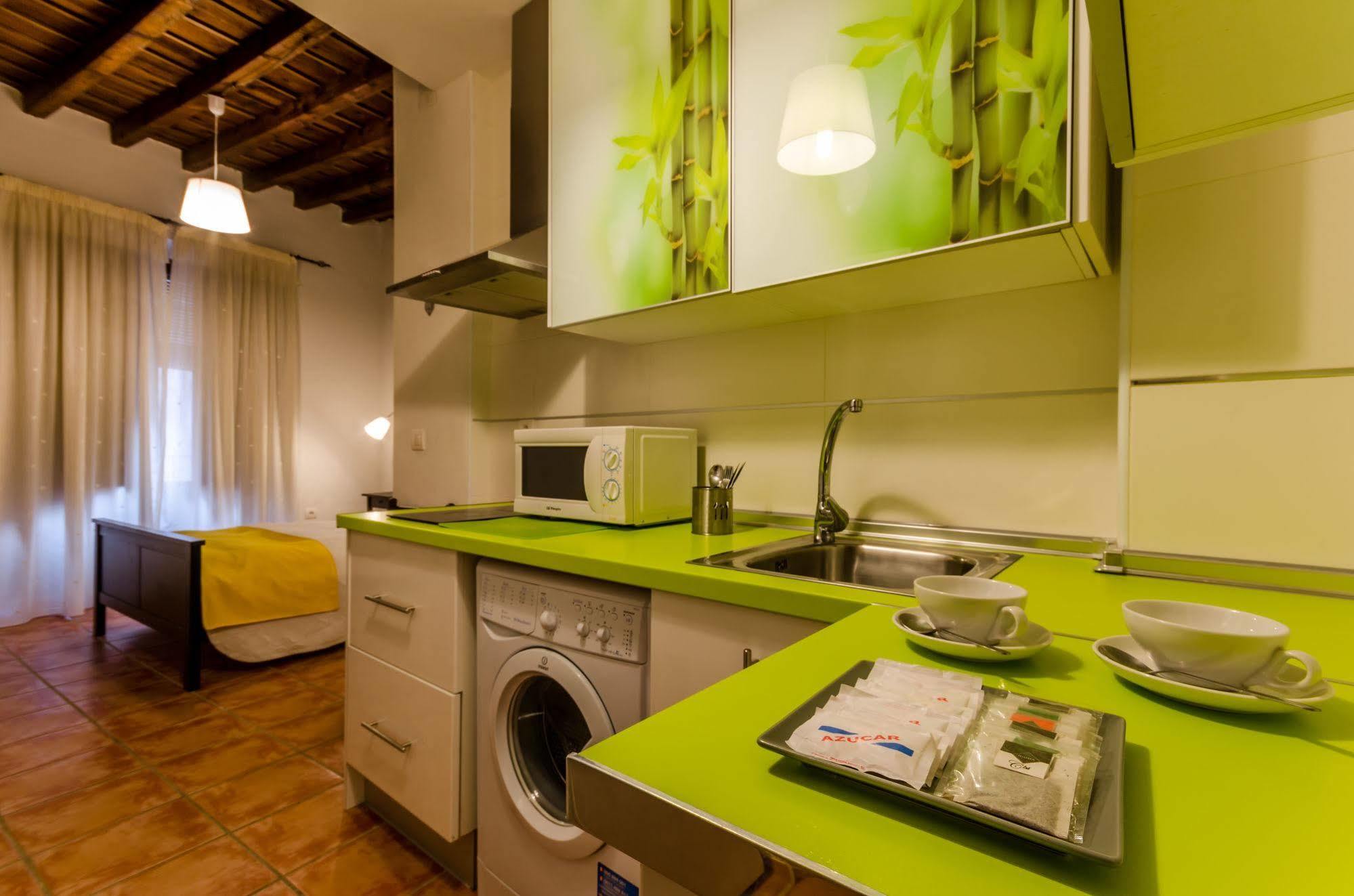 Urban Suites Granada Exterior photo
