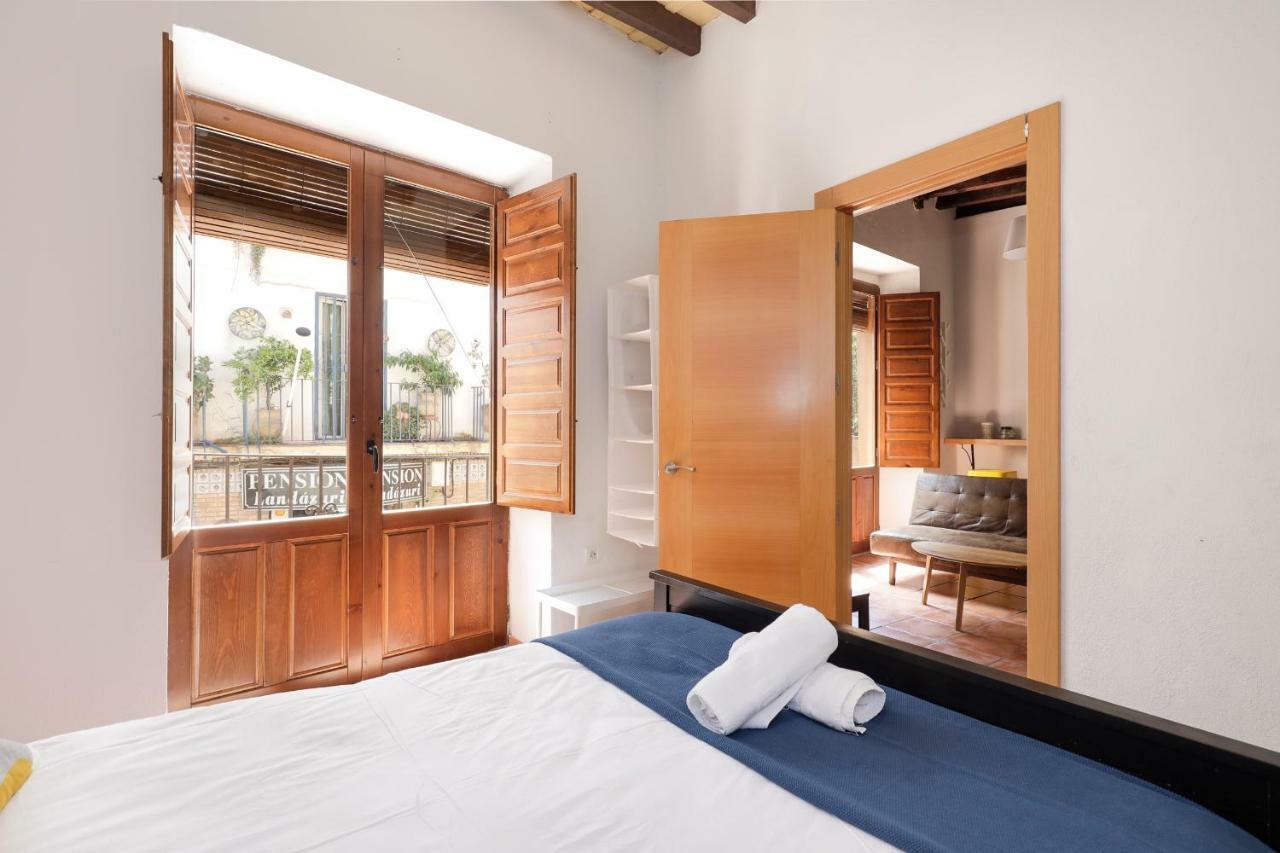 Urban Suites Granada Exterior photo